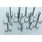 20pc/lot 2/4/6/8/10/12# Fishing Hook High Carbon Steel Treble Hooks Fishing Tackle Black Color Fishing Equipment