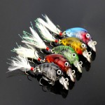 3.6cm 4g Fishing Lures Crank Baits Mini Crankbait 3D Fish Eye Artificial Lure Bait with Feather Lifelike Fake Lure YE-190