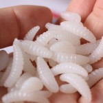 Anmuka Brand Promotion!! HOT SELL!! 50PCS 2cm 0.3g maggot Grub Soft Lure Baits smell Worms Glow Shrimps Fishing Lures 21001-50