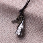 Delicate Jewelry Genuine Leather Necklace badminton Shape Pendant Necklace Cowhide jewelry