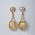 High Quality Gold Plated Imitation Pearl Badminton Racket Unique Sense Of Design Drop Earrings For Women Fashion Jewelry