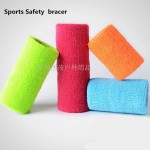 New Fitness bracer Sports Wristband Sweat Wristband Yoga Workout Tennis Squash Badminton GYM Sports Safety Wrist Support