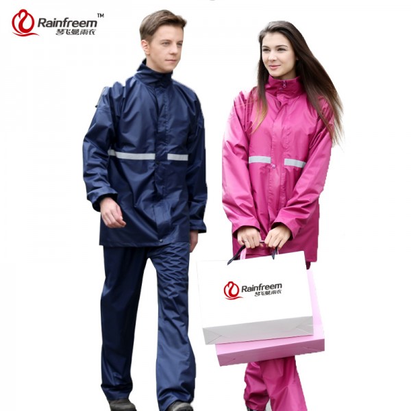 Rainfreem Impermeable Raincoat Women/Men Suit Rain Coat Outdoor Women Hood Motorcycle Raincoat Camping Fishing Rain Gear Poncho