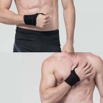 Reversible Sports Wrist Brace, Fitted Right / Left Thumb Stabilizer, Wrist Support Wrap for Badminton Tennis Weightlifting