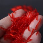 hot-selling 200pcs Smell red worm lures 2cm soft bait carp fishing lure set artificial fishing tackleFREESHIPPING