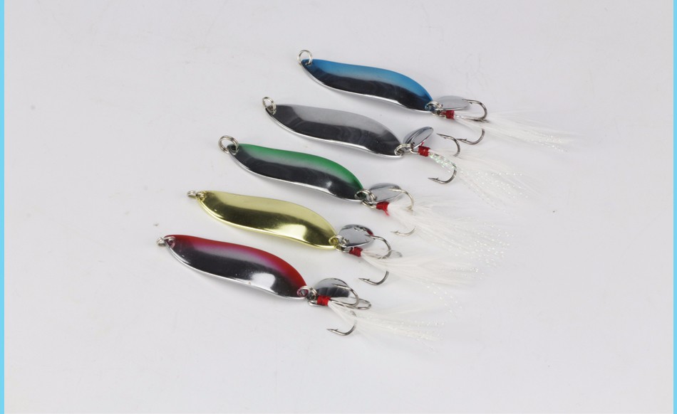 DAGEZI-Metal-Sequins-Fishing-Lure-5pcslot-Spoon-Lure-with-feather-Noise-Paillette-Hard-Baits-Treble--32663212750