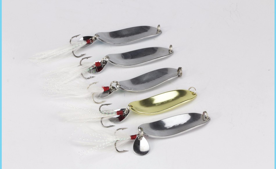 DAGEZI-Metal-Sequins-Fishing-Lure-5pcslot-Spoon-Lure-with-feather-Noise-Paillette-Hard-Baits-Treble--32663212750