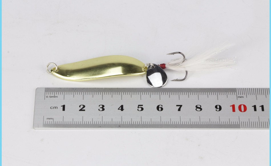 DAGEZI-Metal-Sequins-Fishing-Lure-5pcslot-Spoon-Lure-with-feather-Noise-Paillette-Hard-Baits-Treble--32663212750