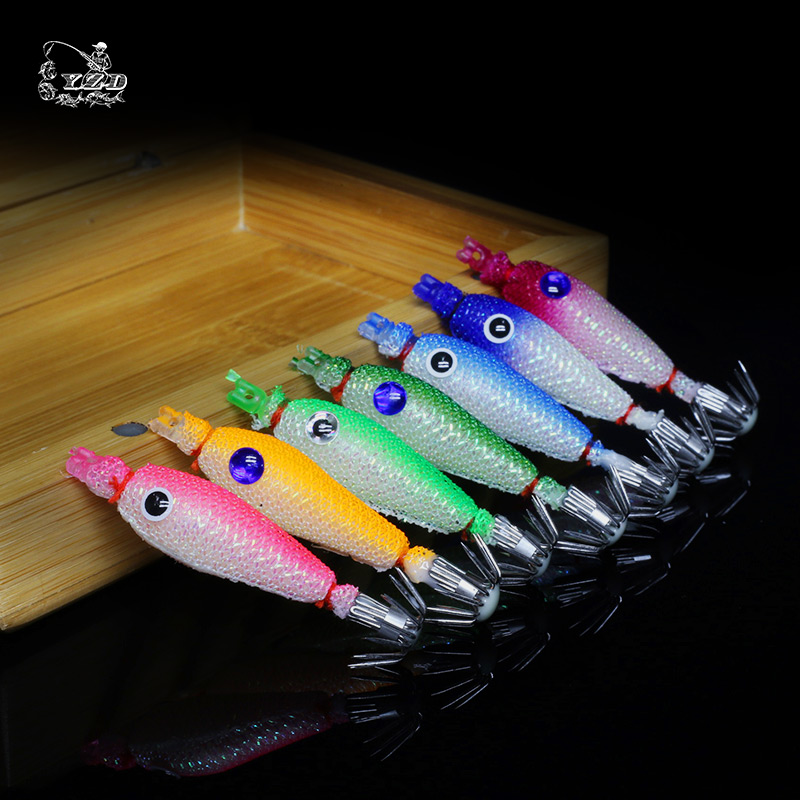 New-12pcs-Luminous-Squid-Jigs-Light-hook-Cuttlefish-Shrimp-20-Octopus-jigging-Bait-Rig-Fishing-Turlu-1501489757