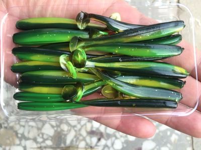 Super-Blink-Color-Attraction-Soft-Lure-T-Tail-Worm-Bait-5-88-cm-Lot-20-Pieces-32739705804